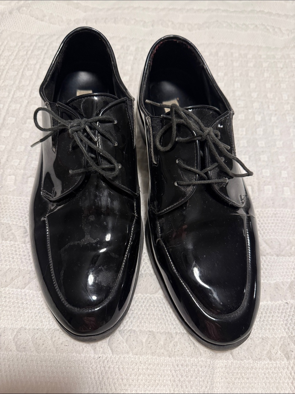 Men’s dress shoes